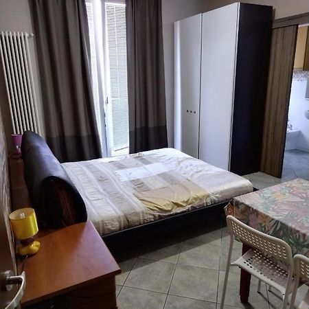 Bed and Breakfast Camera Manu Cantù Exteriér fotografie