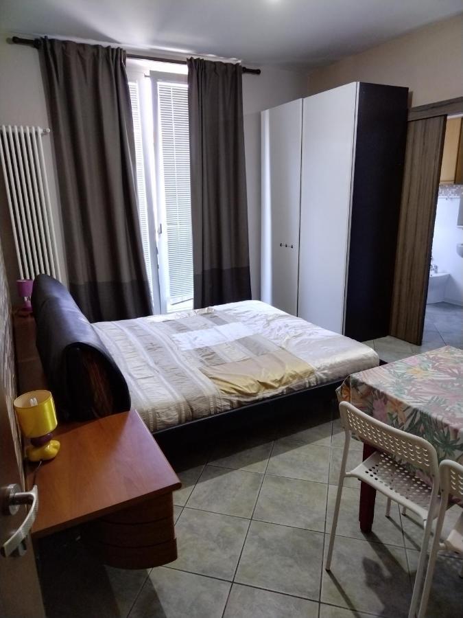 Bed and Breakfast Camera Manu Cantù Exteriér fotografie