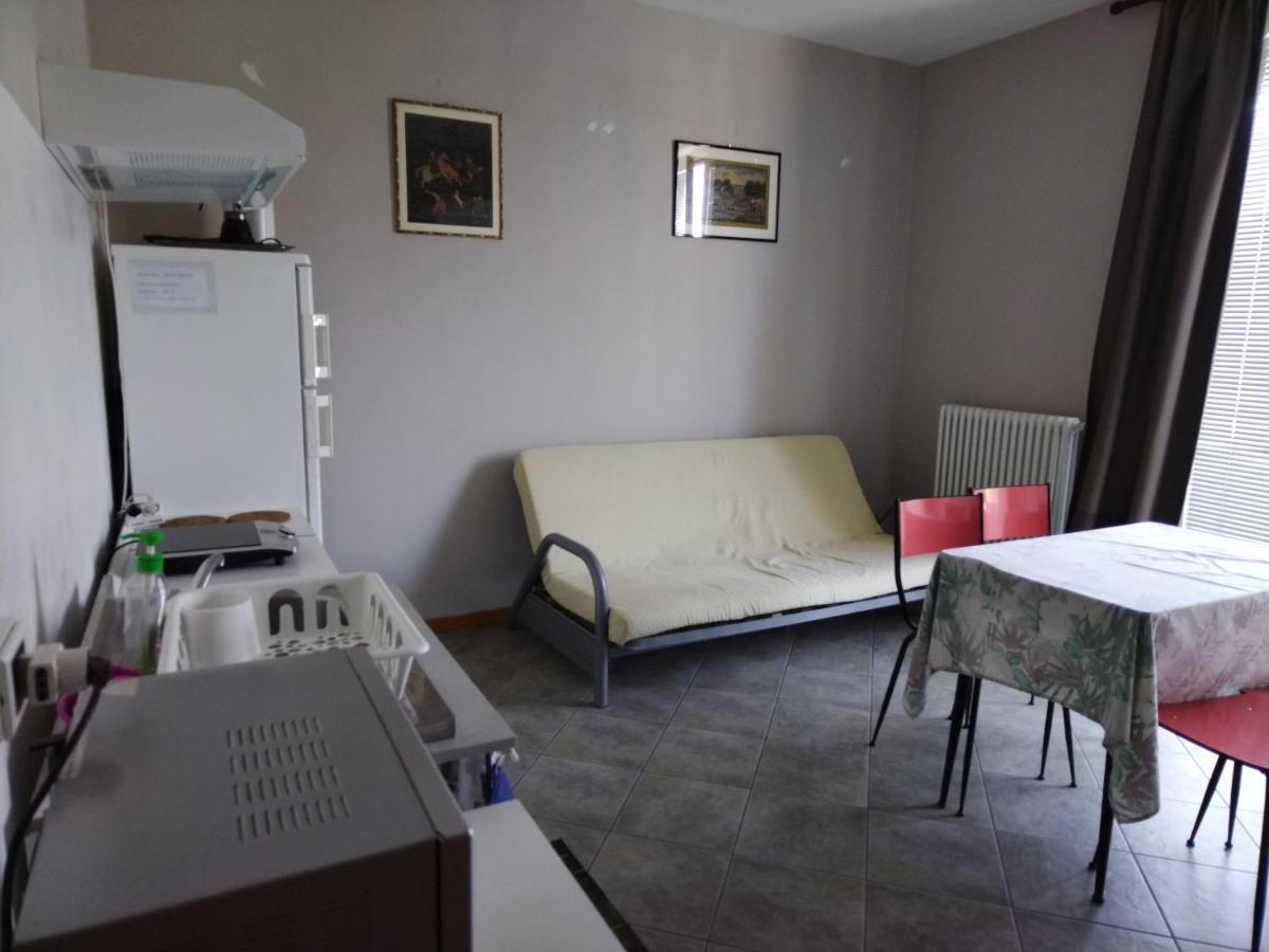 Bed and Breakfast Camera Manu Cantù Exteriér fotografie